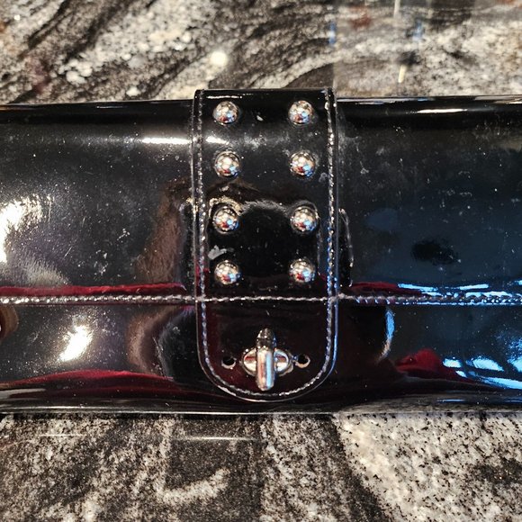 Love Cat Black Turnlock Shiny Leather Wallet with Silver Studs - Picture 1 of 3